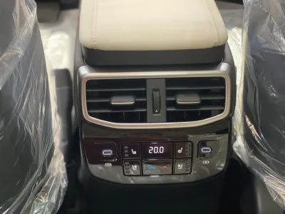 2024 لكزس أر إكس 350