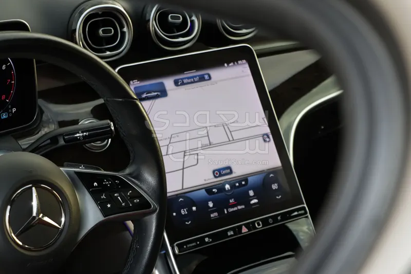 2022 مرسيدس - بنز سي 300