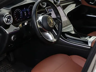 2022 مرسيدس - بنز سي 300