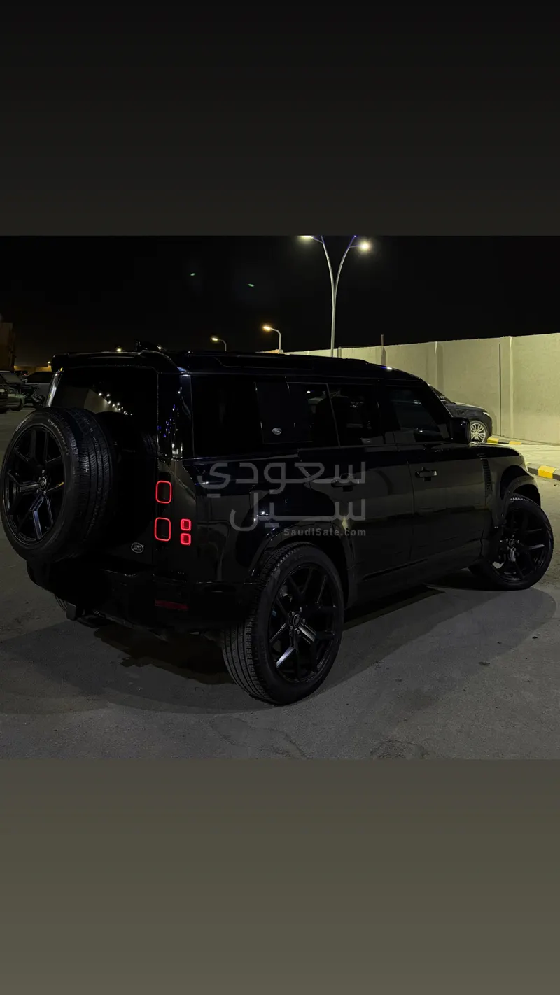 2020 لاند روفر ديفيندر اكس 110