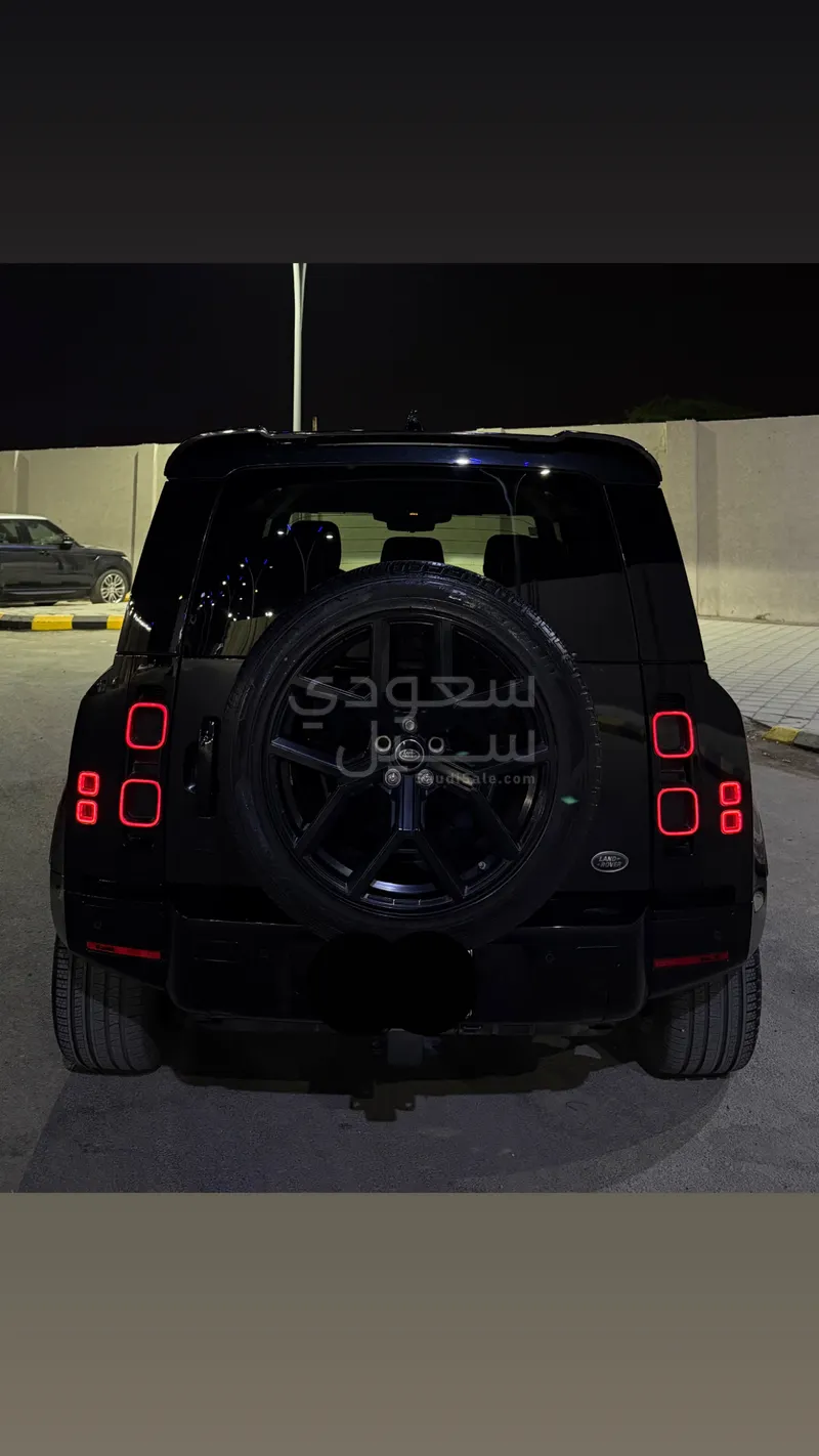 2020 لاند روفر ديفيندر اكس 110