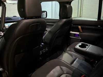 2020 لاند روفر ديفيندر اكس 110