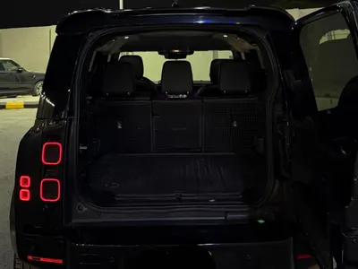 2020 لاند روفر ديفيندر اكس 110