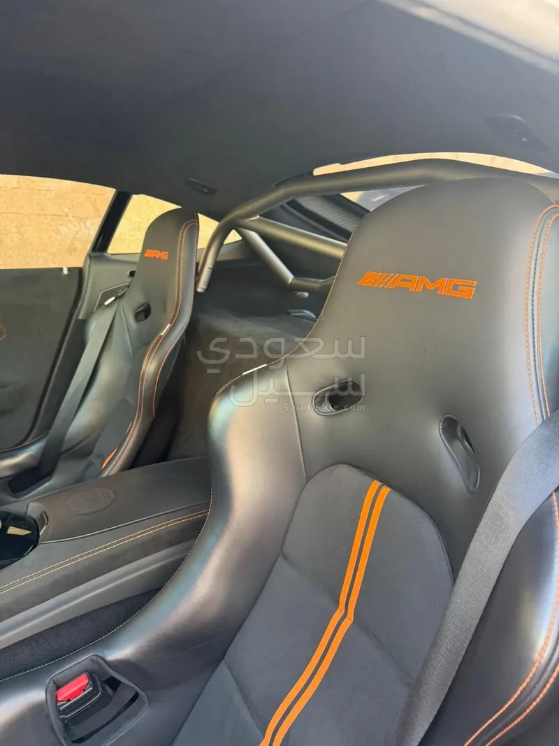 2021 مرسيدس - بنز جي تي بلاك سيريس