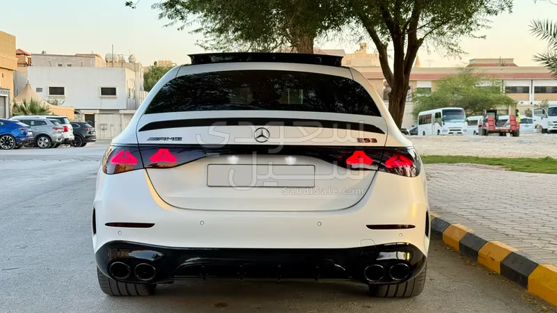 2025 مرسيدس - بنز إي 53 أي إم جي