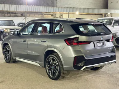 2025 بي ام دبليو الفئة اكس 1