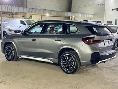 2025 بي ام دبليو الفئة اكس 1