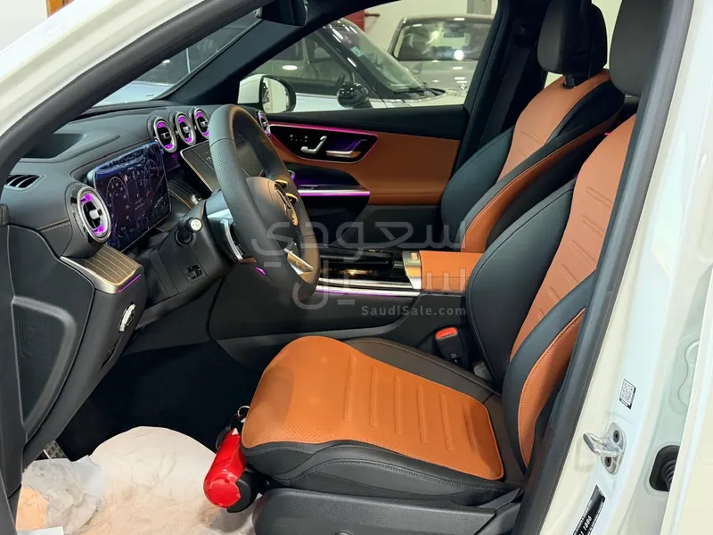 2025 مرسيدس - بنز جي إل سي 300