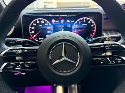 2025 مرسيدس - بنز جي إل سي 300