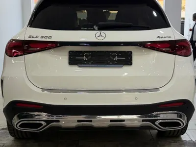 2025 مرسيدس - بنز جي إل سي 300