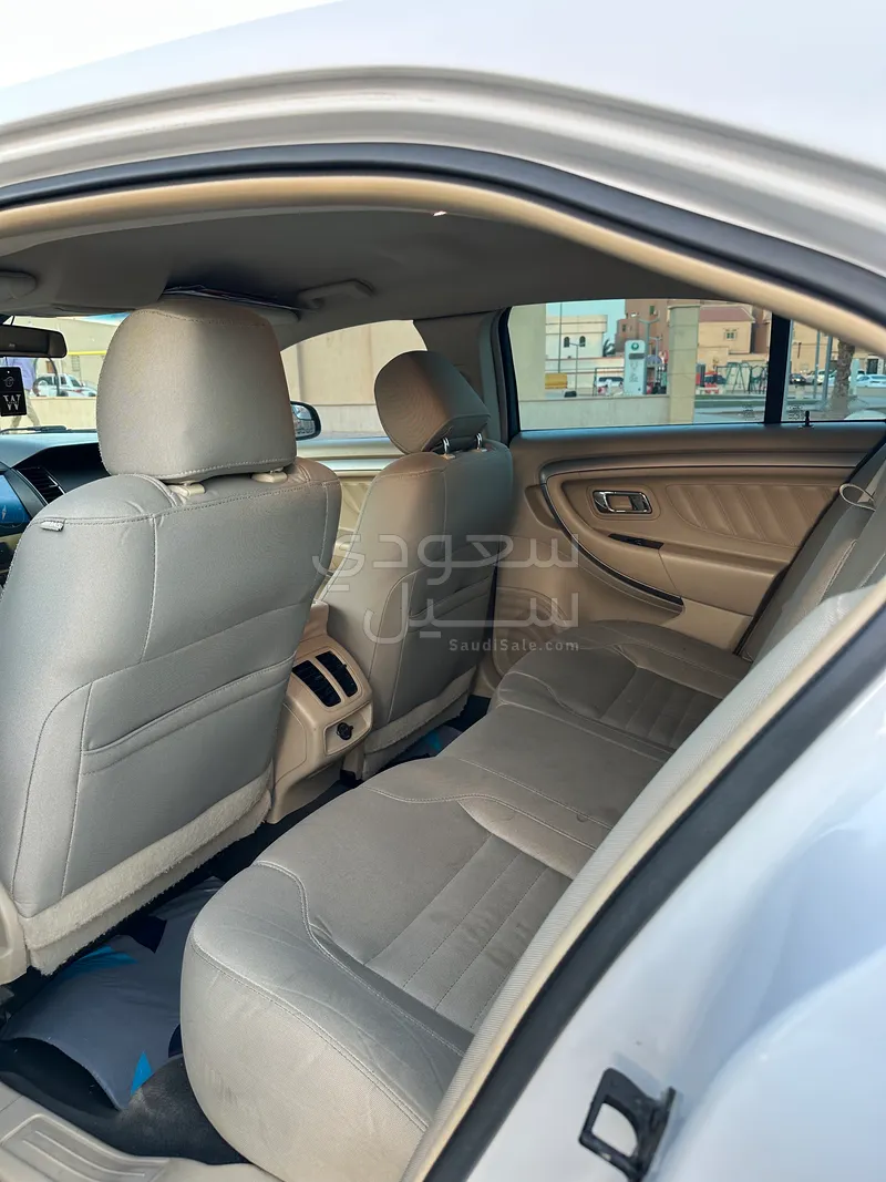 2017 فورد توروس