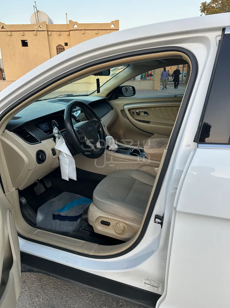 2017 فورد توروس