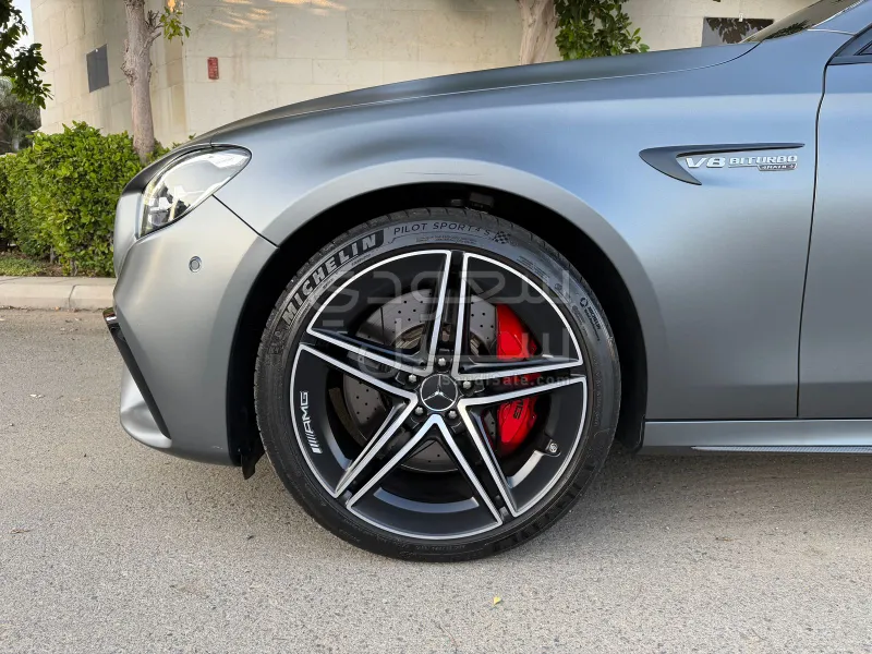 2022 مرسيدس - بنز إي 63إس أي إم جي