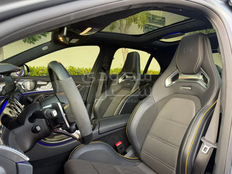 2022 مرسيدس - بنز إي 63إس أي إم جي