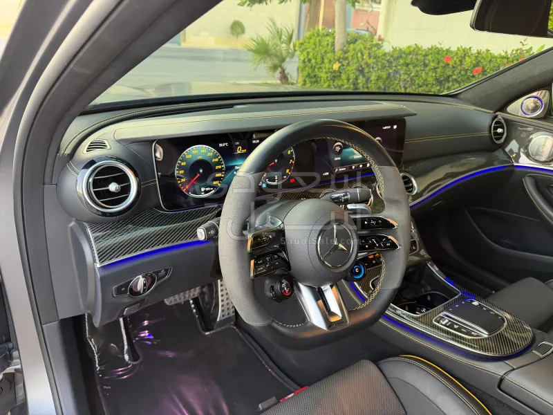 2022 مرسيدس - بنز إي 63إس أي إم جي