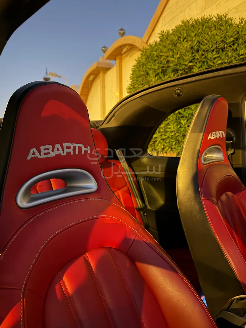 2020 فيات ابارث 695 بايبوستو