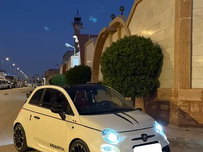 2020 فيات ابارث 695 بايبوستو