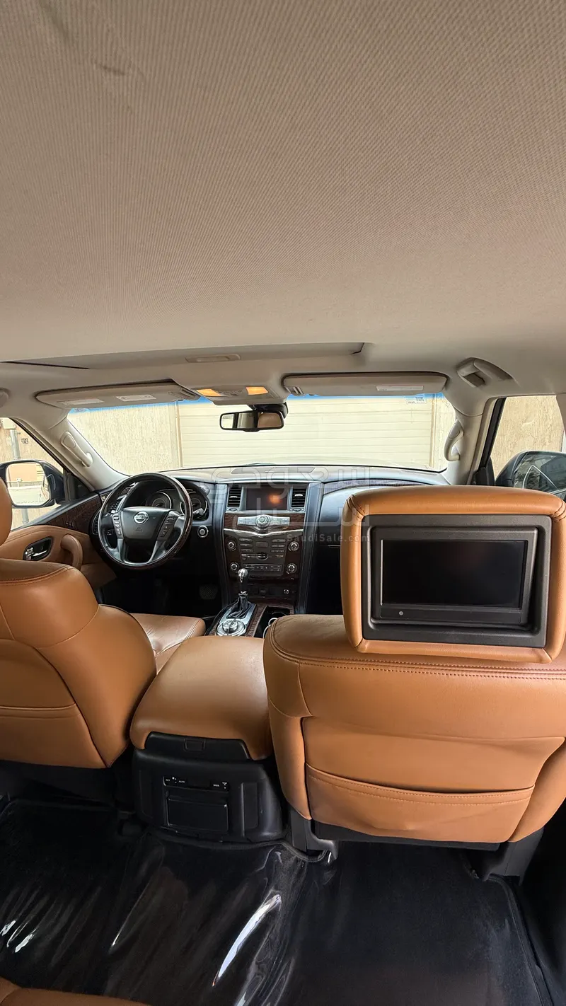 2016 نيسان باترول بلاتينيوم