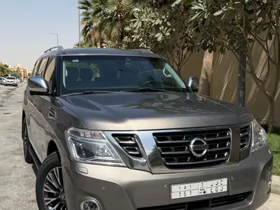 2016 نيسان باترول بلاتينيوم