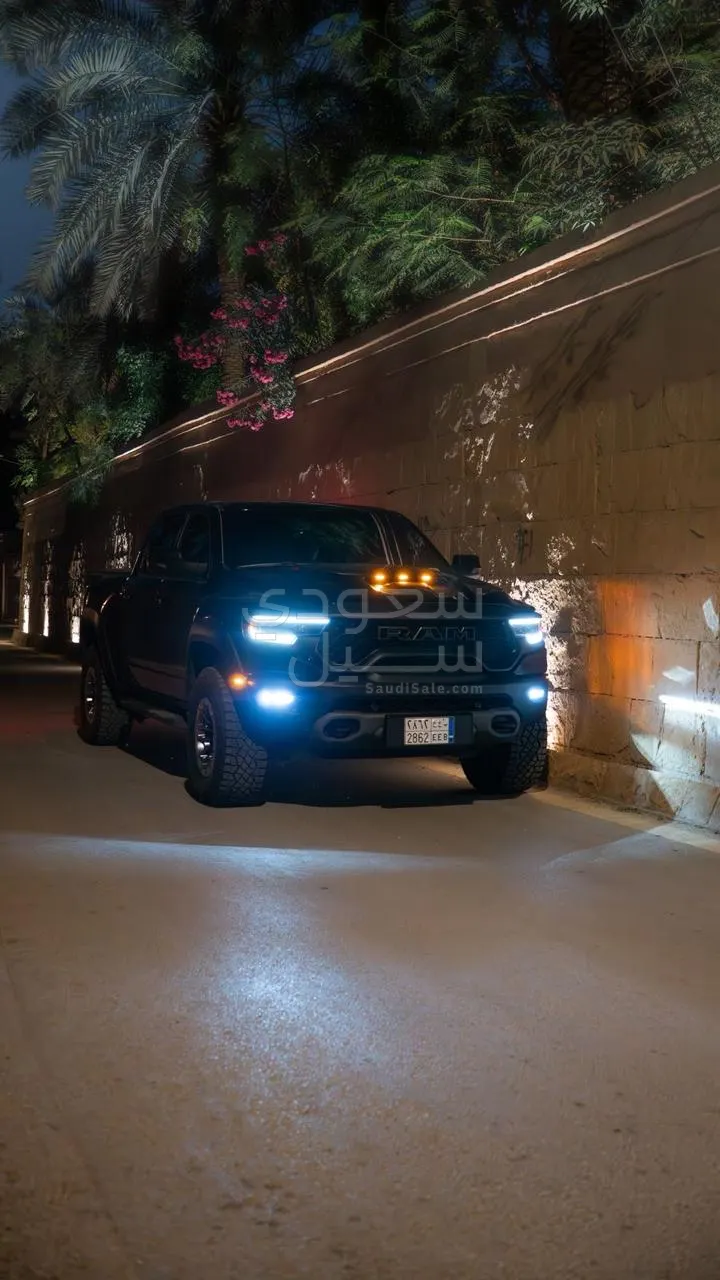 2023 دودج رام تي ار اكس