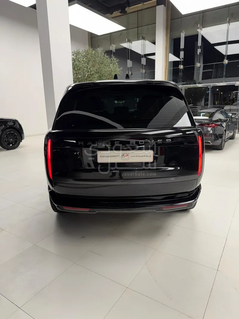 2024 لاند روفر رينج روفر اتش اس اي