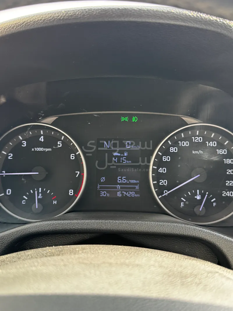 2017 هيونداي النترا