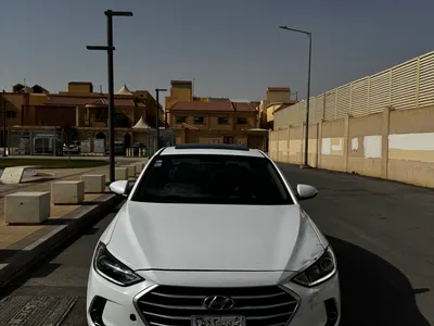 2017 هيونداي النترا