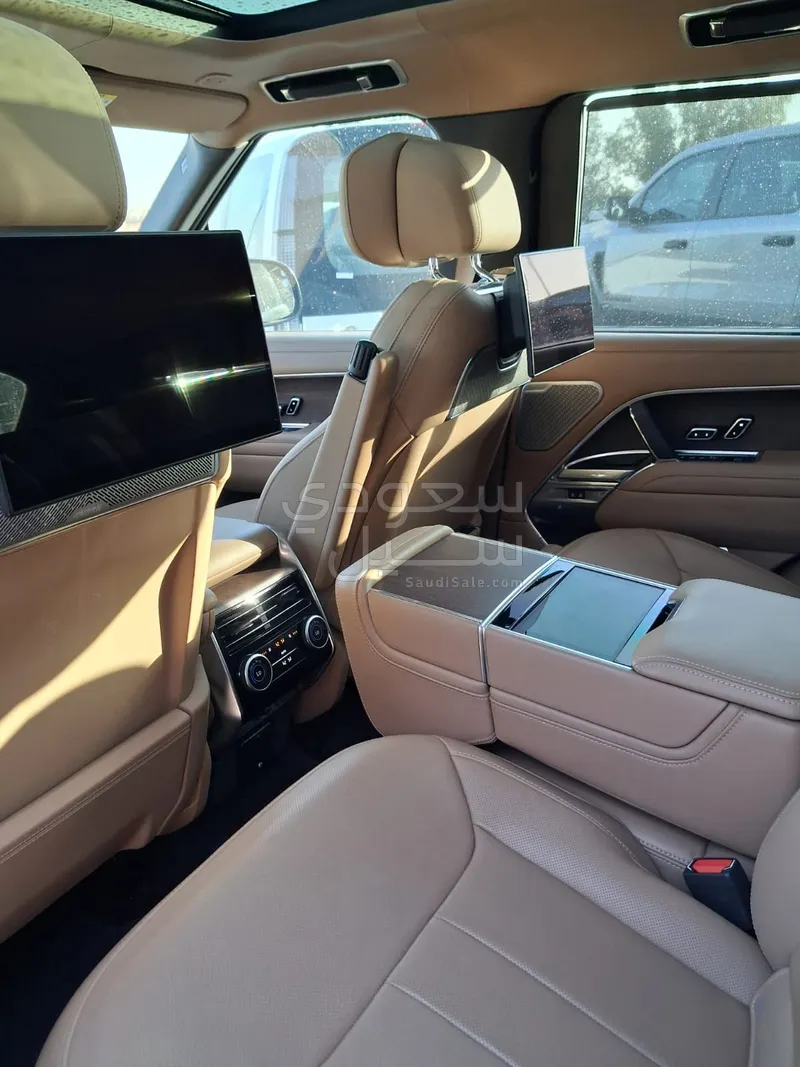 2022 Land Rover Range Rover Autobiography