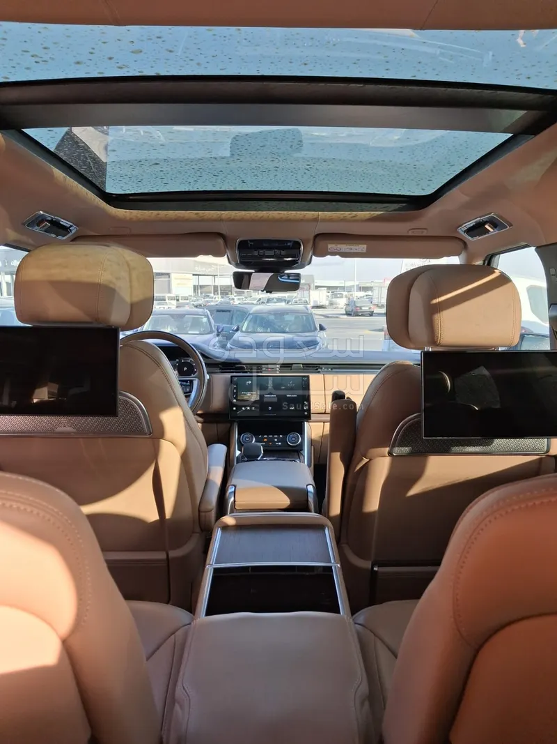 2022 Land Rover Range Rover Autobiography