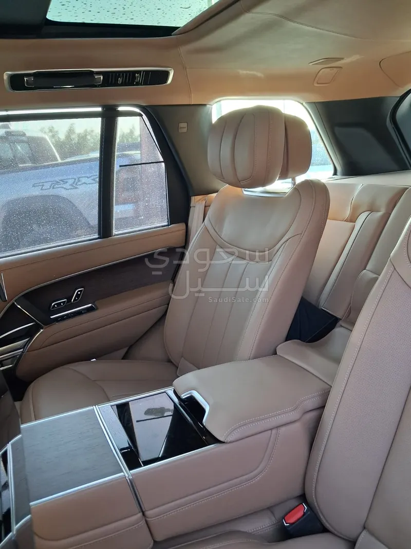2022 Land Rover Range Rover Autobiography