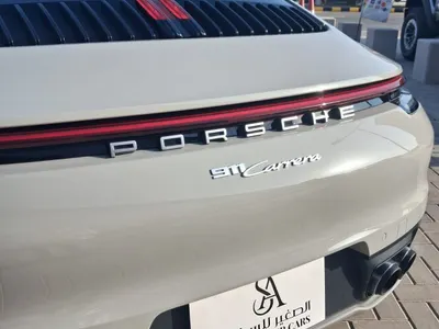 2025 Porsche 911 Carrera