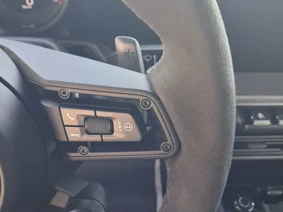 2025 Porsche 911 Carrera