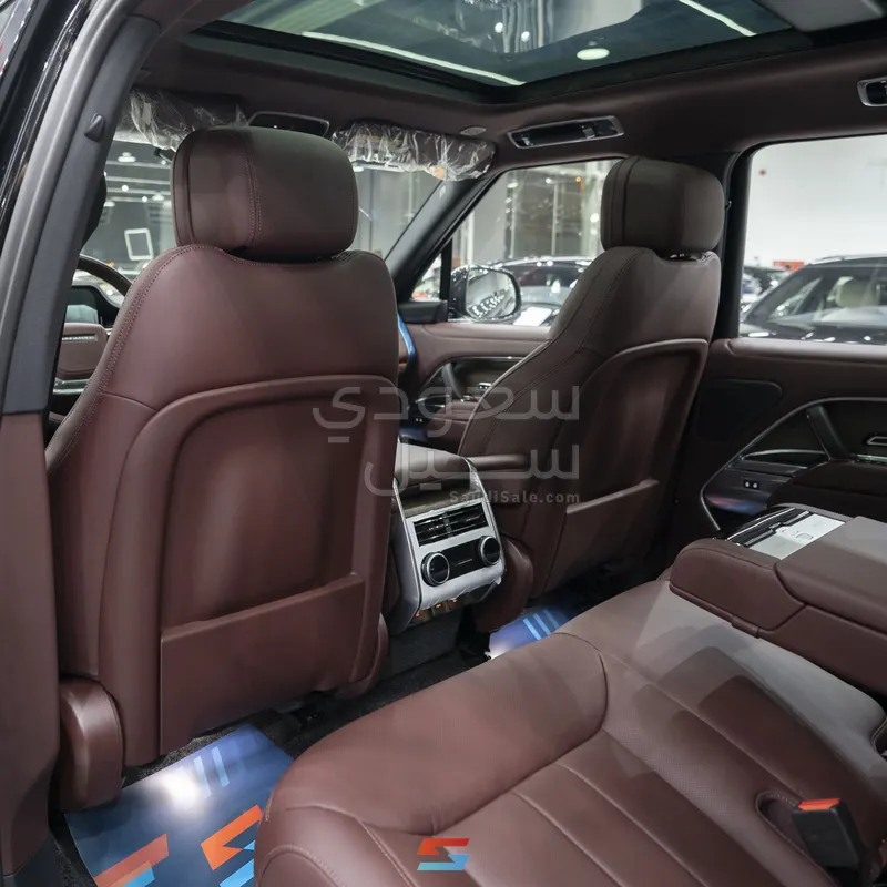 2025 Land Rover Range Rover HSE