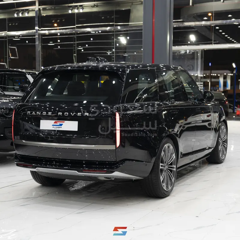 2025 Land Rover Range Rover HSE