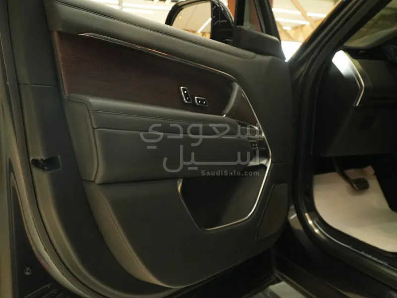 2023 لاند روفر رينج روفر اوتوبيوغرافي