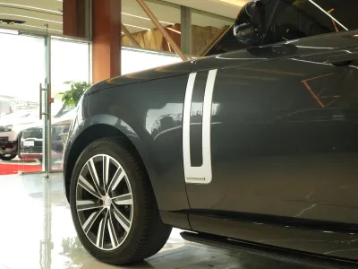 2023 لاند روفر رينج روفر اوتوبيوغرافي