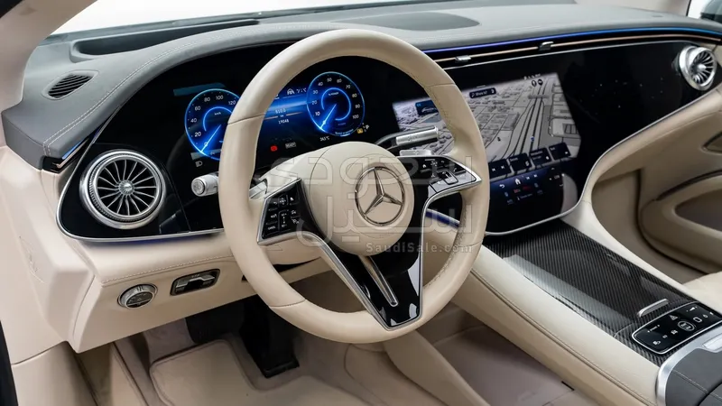 2022 مرسيدس - بنز إي كيو إس 580
