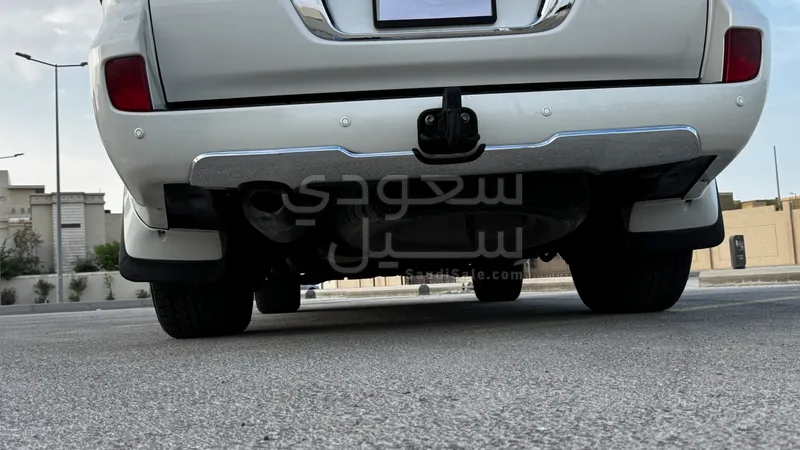 2012 Toyota Land Cruiser GXR