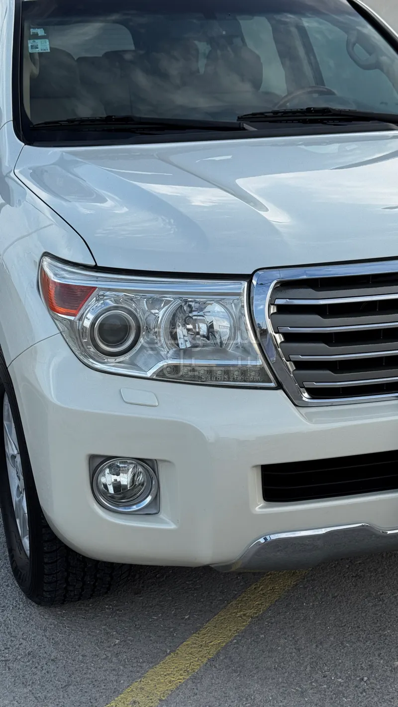 2012 Toyota Land Cruiser GXR