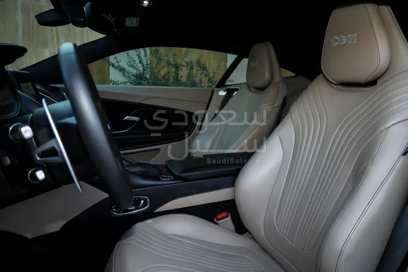 2020 Aston Martin DB11