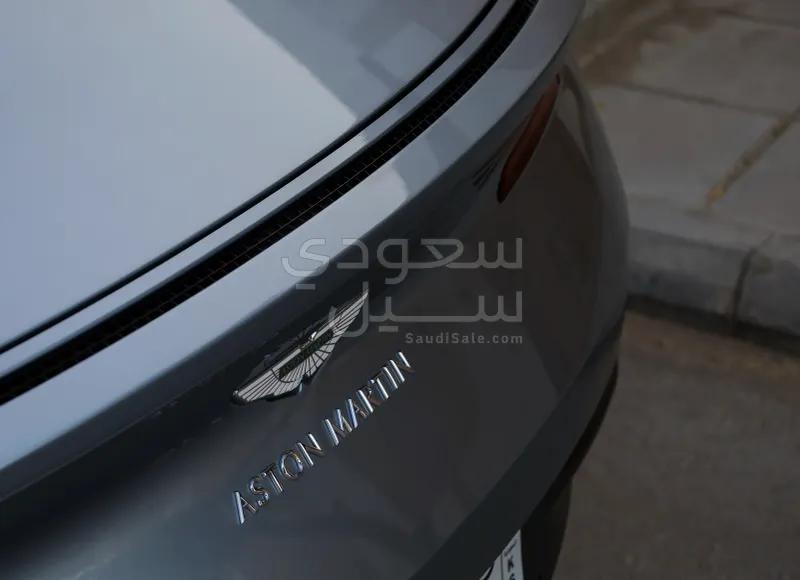 2020 Aston Martin DB11