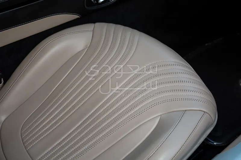 2020 Aston Martin DB11