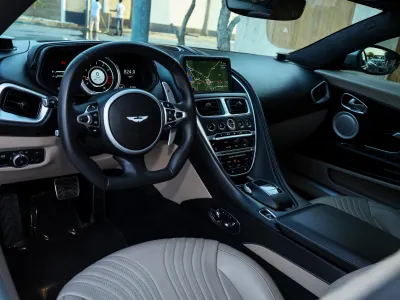 2020 Aston Martin DB11