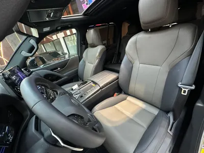 2025 لكزس إل إكس 700 اتش اوفرتريل