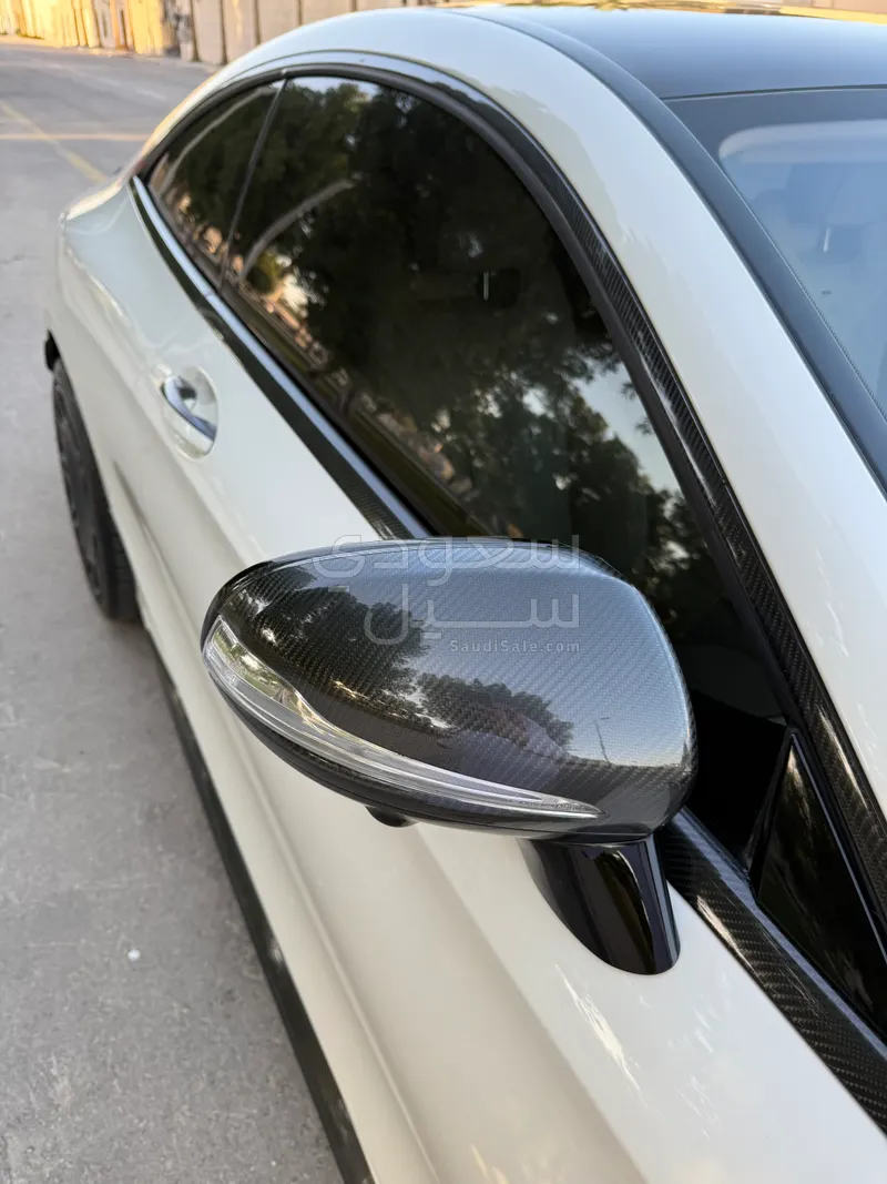 2015 مرسيدس - بنز إس 63 كوبيه