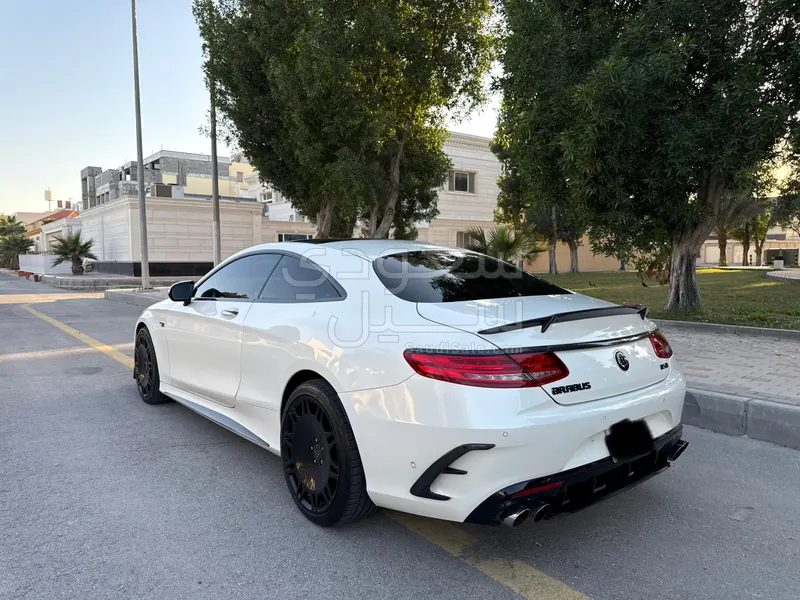 2015 مرسيدس - بنز إس 63 كوبيه