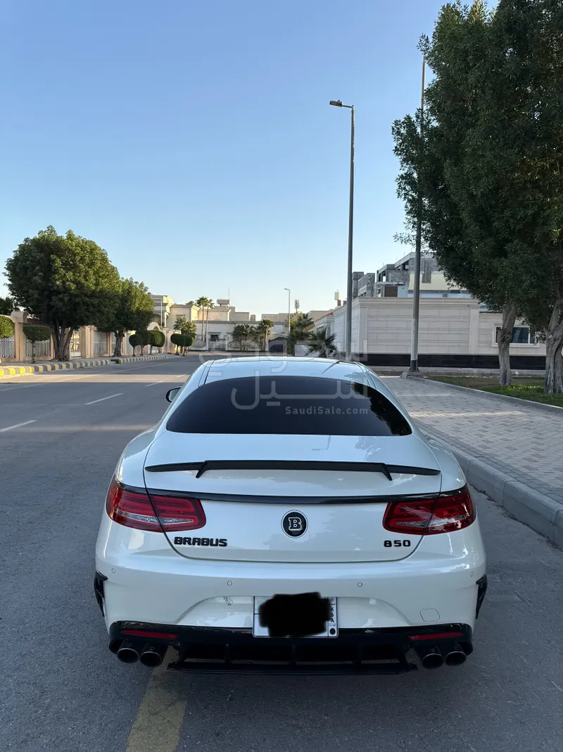 2015 مرسيدس - بنز إس 63 كوبيه