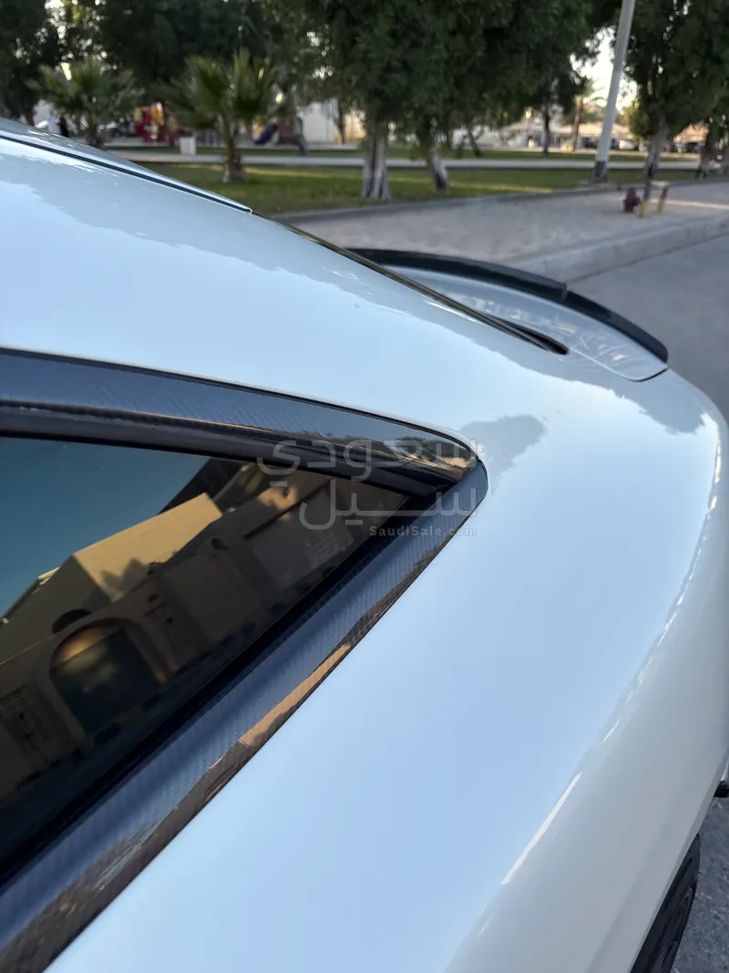 2015 مرسيدس - بنز إس 63 كوبيه