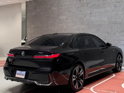 2024 بي ام دبليو الفئة السابعة 735أي