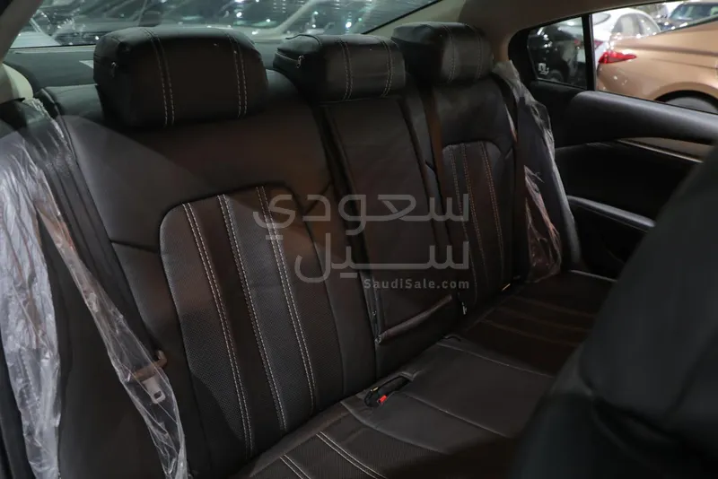 2025 مازدا مازدا 6